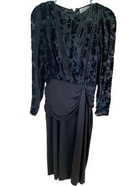 NWT Vintage Black Velvet Floral Ruched Dress